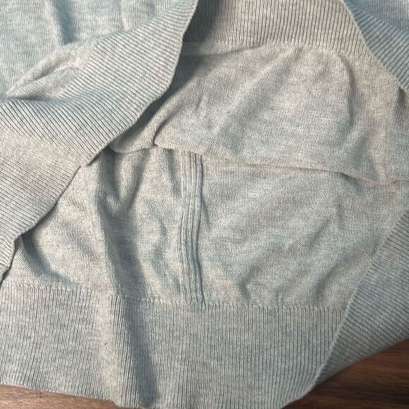 Banana republic silk cotton gray pullover sweater peep hole sides - Picture 4 of 10